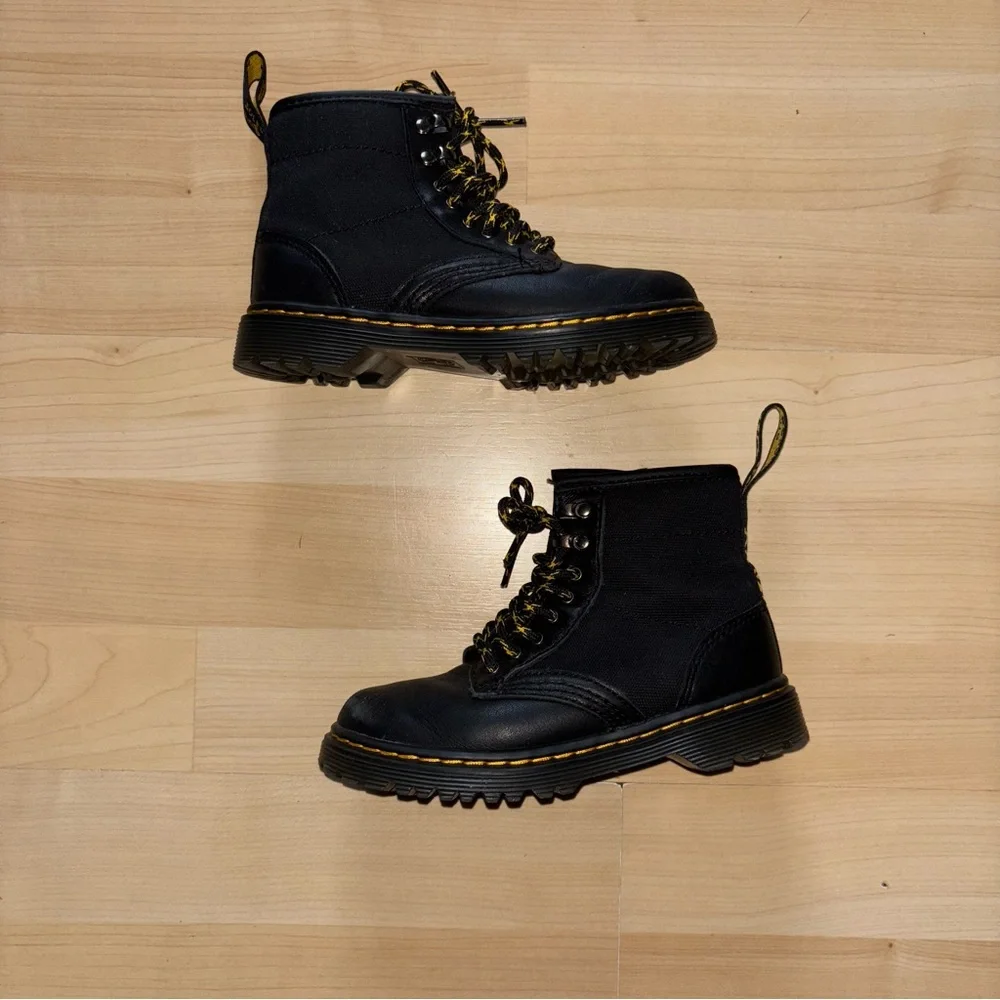 Dr. Martens‎ Black Leather Boots Toddler Sz 10 AirWair Bouncing Sole Lace Up Zip